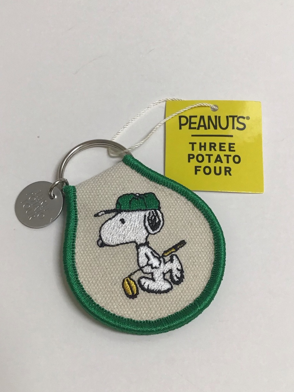 Peanuts Snoopy Golfer Key Ring Embroidered Patch Style Three Potato Four NEW - Picture 2 of 10